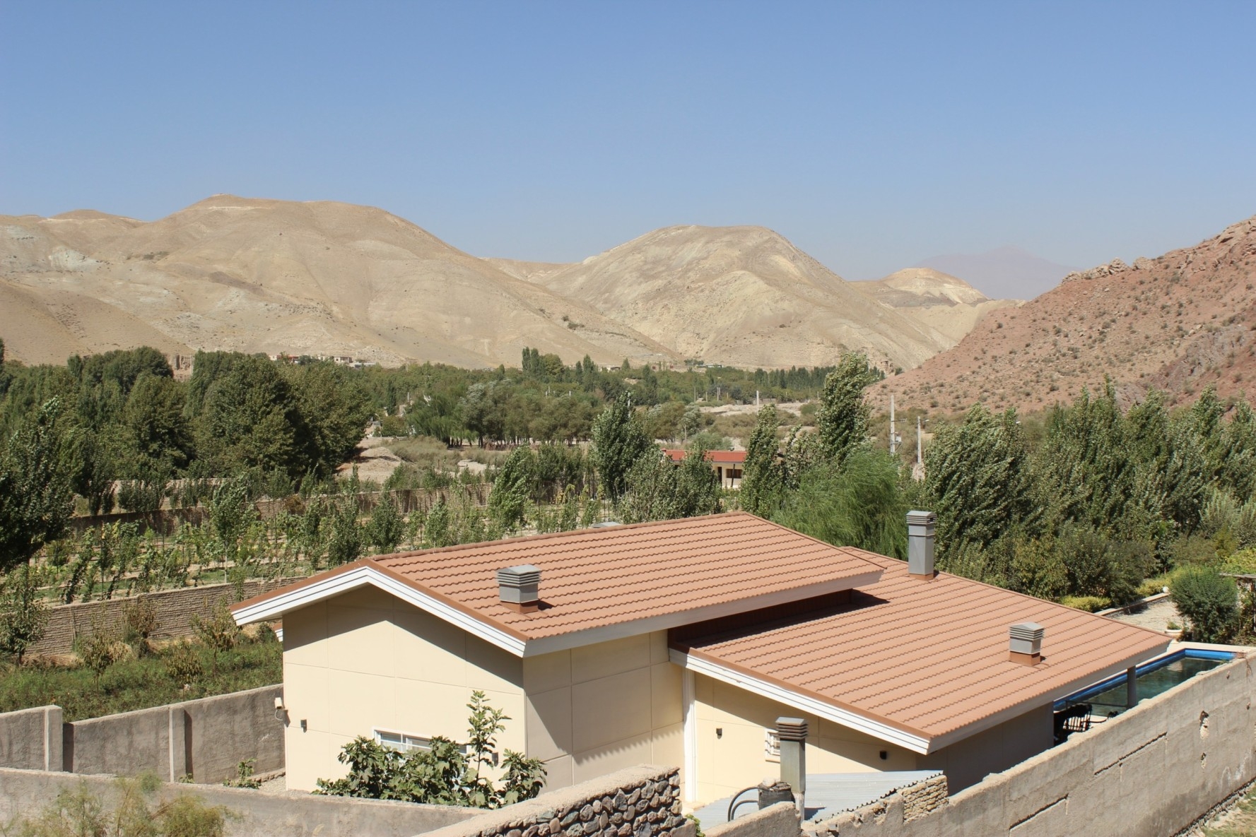 Shamsi Fard - Taraqiyun