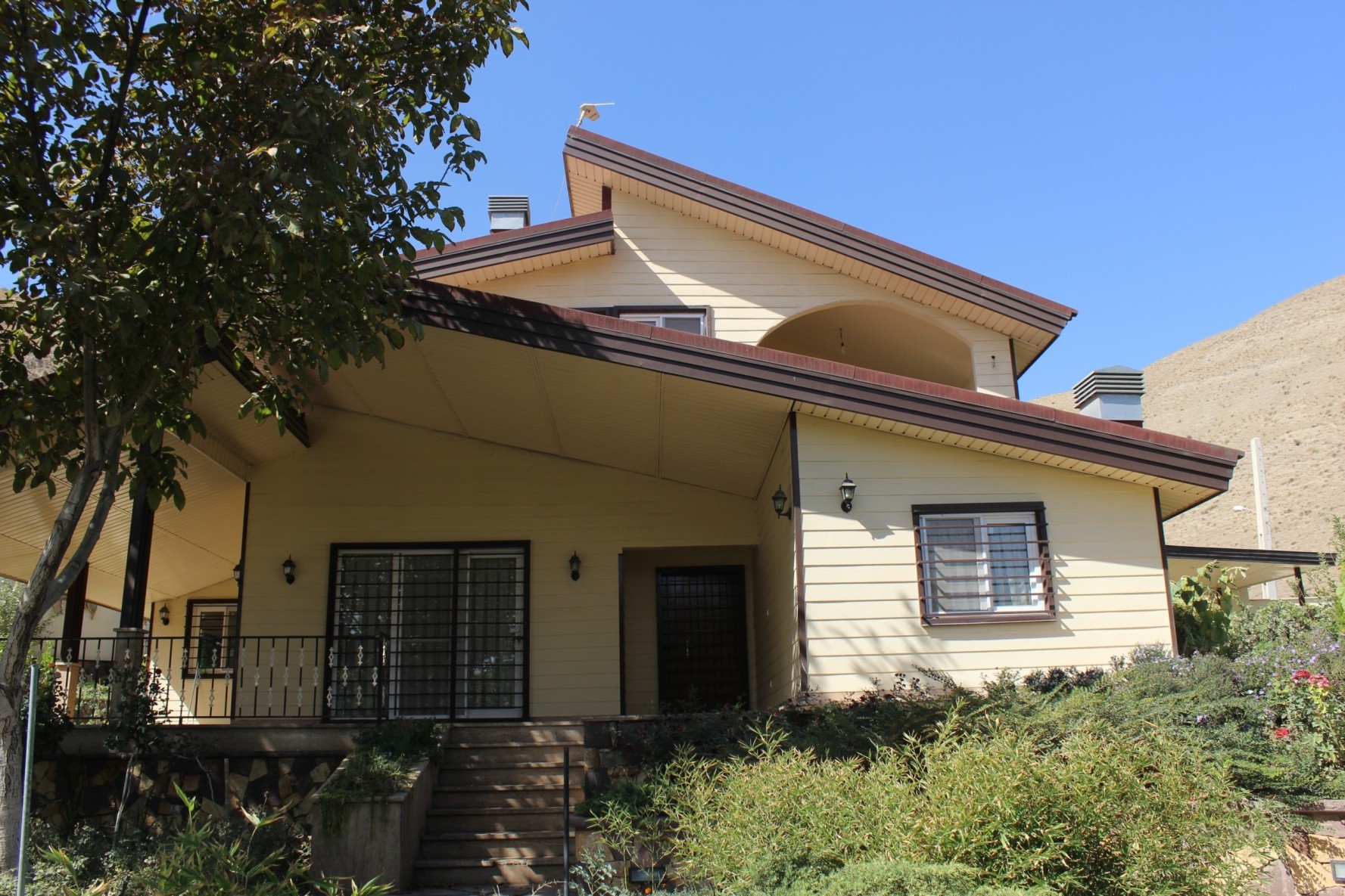 الدكتور همايون جررود